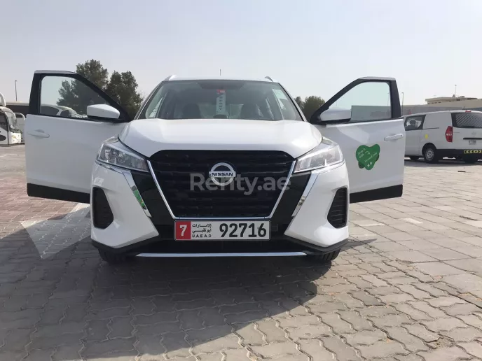إيجار نيسان ركلات (أبيض), 2021 في دبي
