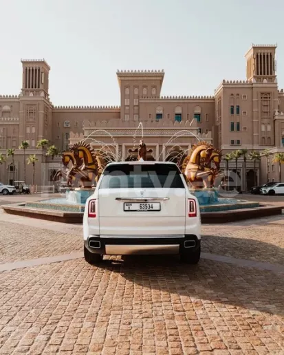 Rolls Royce Cullinan (White), 2022 for rent in Dubai