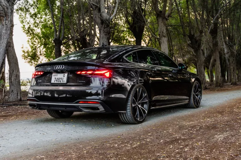 Audi A5 (Nero), 2020 in affitto a Dubai