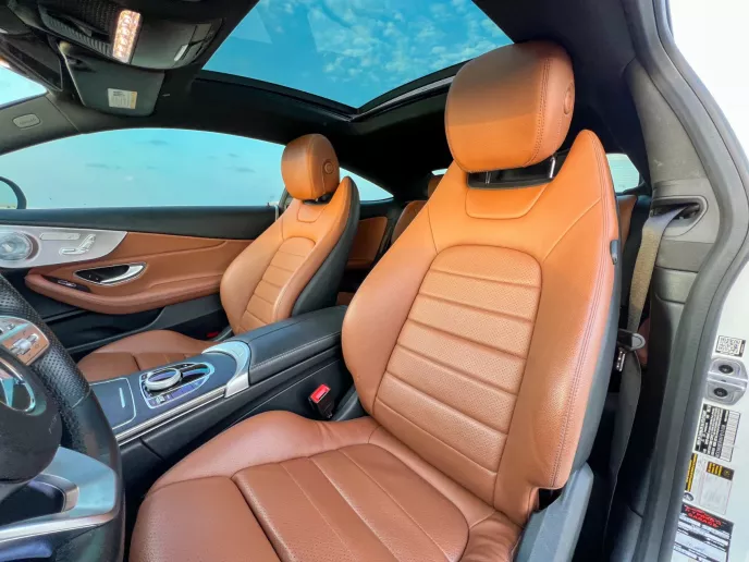 Mercedes Classe C (Blanc), 2019 &agrave; louer &agrave; Duba&iuml;