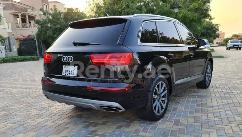 Audi Q7 (Noir), 2019 &agrave; louer &agrave; Duba&iuml;