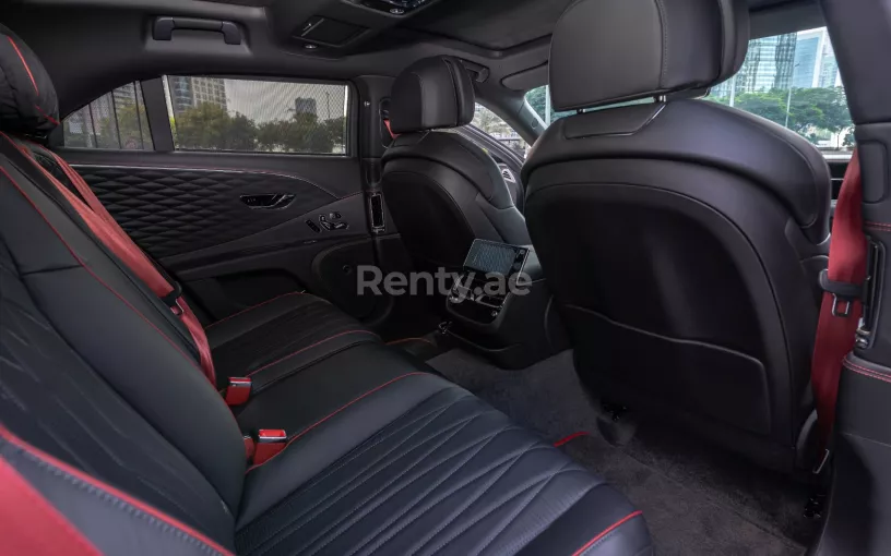 Bentley Flying Spur (Noir), 2020 &agrave; louer &agrave; Duba&iuml;