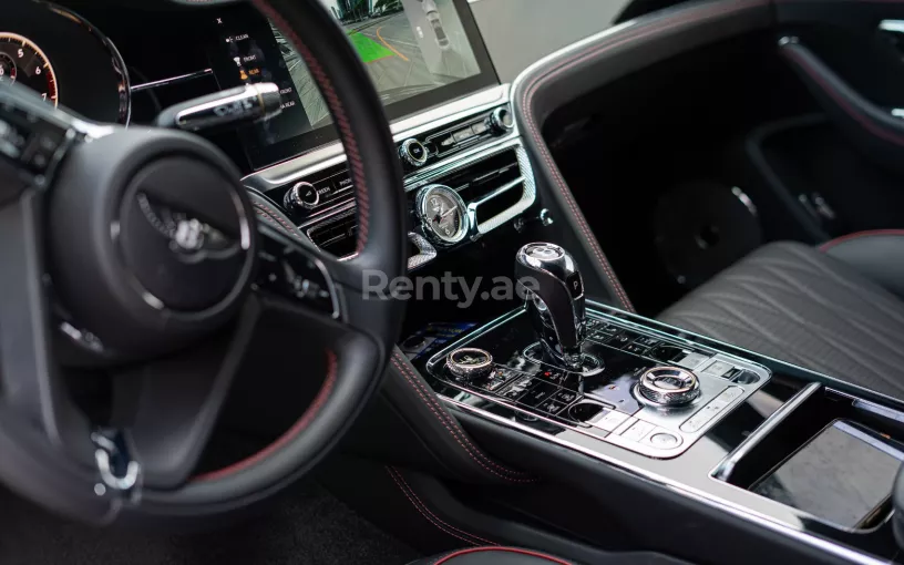 Bentley Flying Spur (Noir), 2020 &agrave; louer &agrave; Duba&iuml;