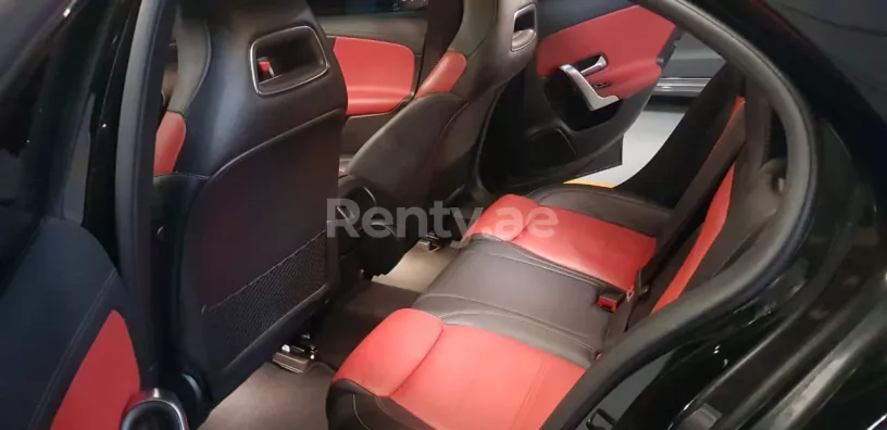Mercedes A250 Class (Noir), 2020 &agrave; louer &agrave; Duba&iuml;