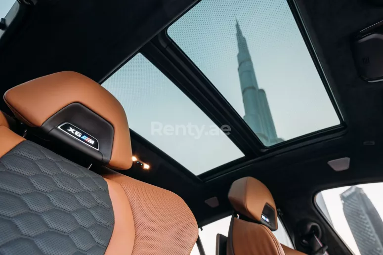 BMW X6 M Competition (Verte), 2022 &agrave; louer &agrave; Duba&iuml;