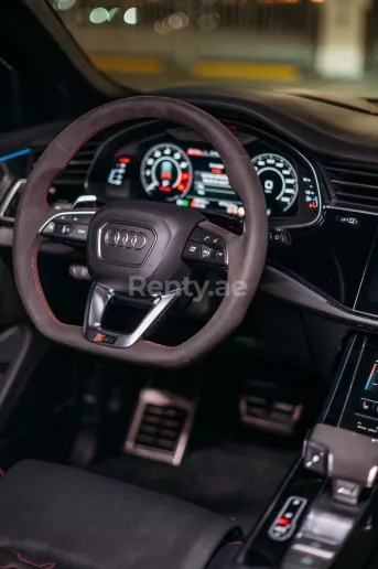 Dubai'de kiralık Audi RSQ8 (Beyaz), 2021