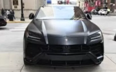 Lamborghini Urus (Grau), 2021  zur Miete in Dubai