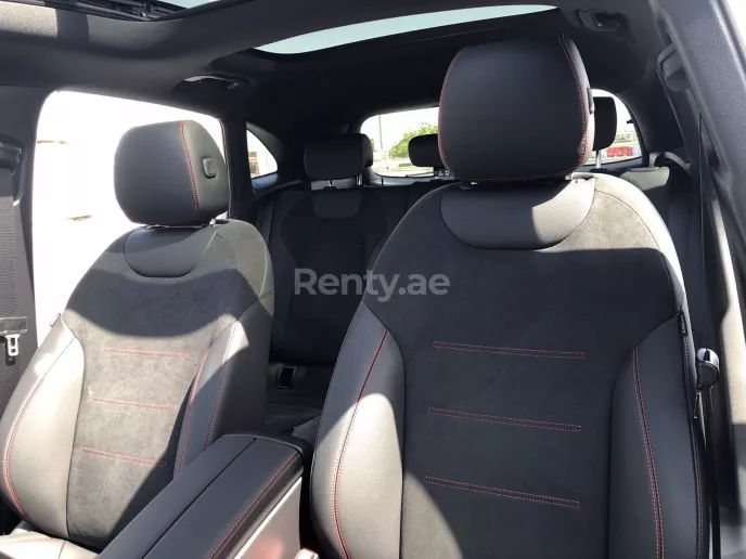 Mercedes EQA FULL ELECTRIC (Grau), 2022  zur Miete in Dubai