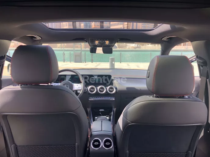 Mercedes EQA FULL ELECTRIC (Grau), 2022  zur Miete in Dubai