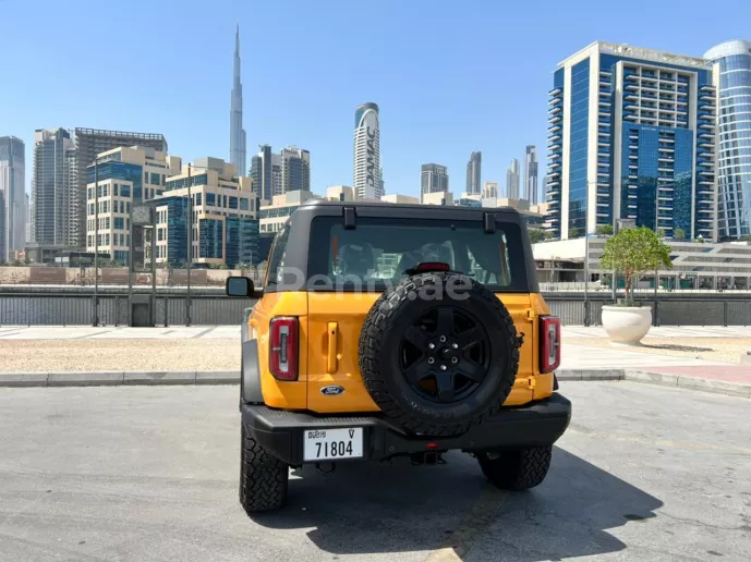 إيجار فورد برونكو Wildtrak 2021 (الأصفر), 2021 في دبي