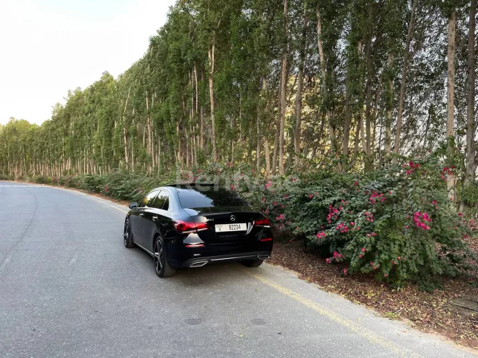 Mercedes A-Klasse (Schwarz), 2020  zur Miete in Dubai
