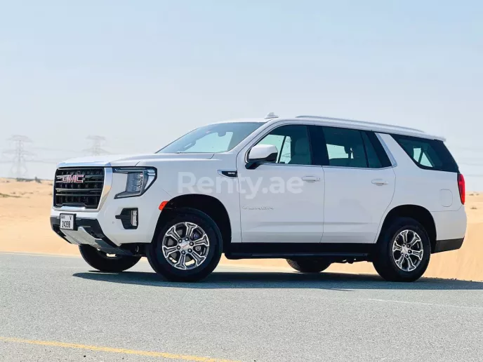 Dubai'de kiralık GMC Yukon (Beyaz), 2021