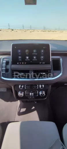 Dubai'de kiralık GMC Yukon (Beyaz), 2021