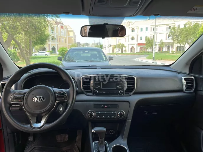 KIA Sportage (Rood), 2016 te huur in Dubai