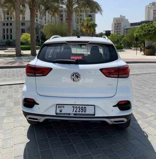 MG ZS (White), 2022 for rent in Dubai