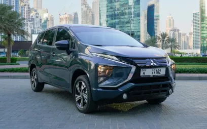 Mitsubishi Xpander (Grau), 2022 zur Miete in Dubai