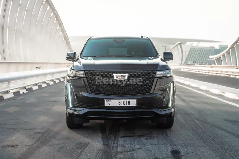 Cadillac Escalade Black Edition (Zwart), 2021 te huur in Abu Dhabi