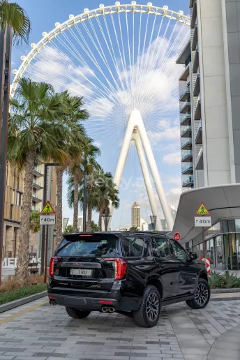 Dubai'de kiralık GMC Yukon AT4 (Siyah), 2022