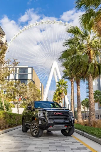 Dubai'de kiralık GMC Yukon AT4 (Siyah), 2022