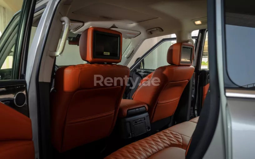 Nissan Patrol V6 (Silber-Grau), 2021  zur Miete in Abu Dhabi