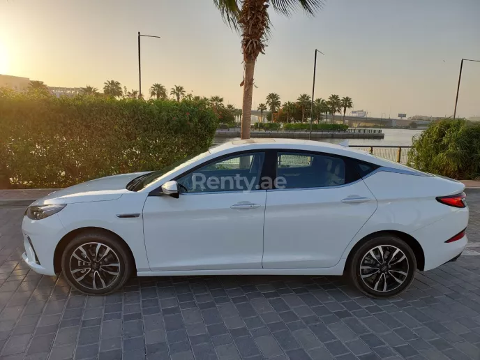 Jac J7 (White), 2023 for rent in Sharjah