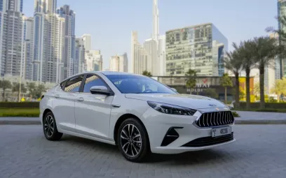 JAC J7 (Blanc), 2023 &agrave; louer &agrave; Sharjah