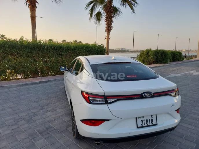 Jac J7 (Blanc), 2023 &agrave; louer &agrave; Sharjah