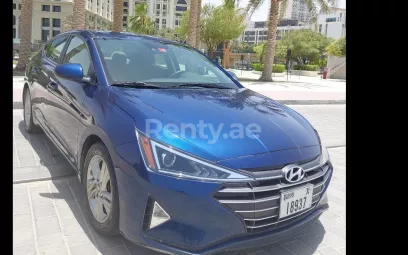 Hyundai Elantra (Синий), 2021 для аренды в Шарджа