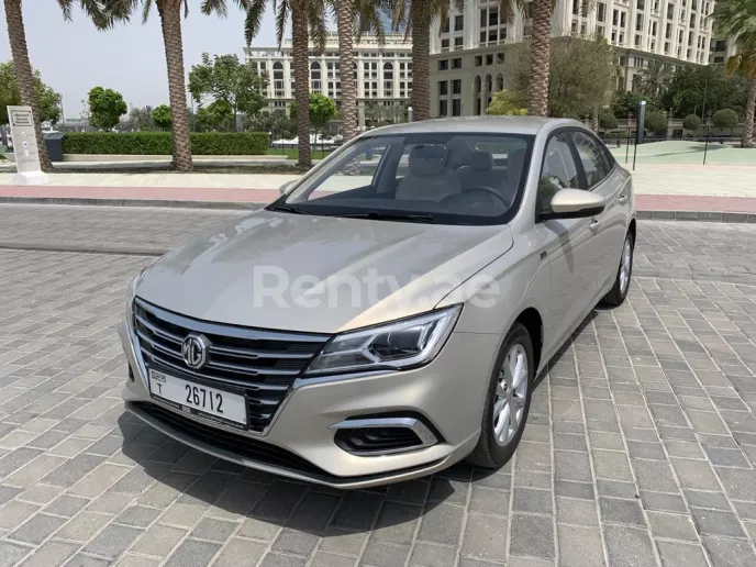 MG5 (Or), 2022 &agrave; louer &agrave; Sharjah