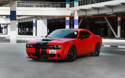 Dodge Challenger V8 Hellcat (Rouge), 2018 &agrave; louer &agrave; Duba&iuml;