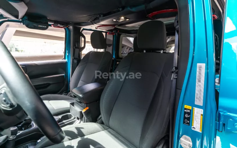 Jeep Wrangler Limited Sport Edition convertible (Bleue), 2020 &agrave; louer &agrave; Abu Dhabi