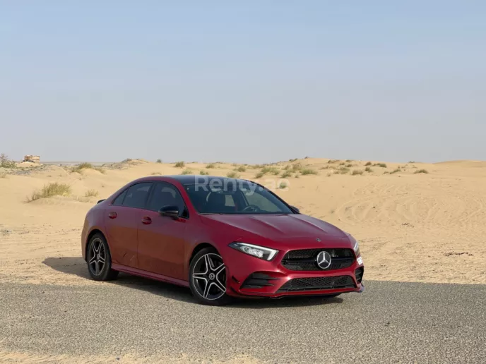 Mercedes A Klasse AMG (Rood), 2020 te huur in Dubai