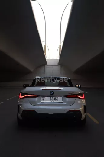 在迪拜 租 宝马 430i 敞篷车 (白色), 2021