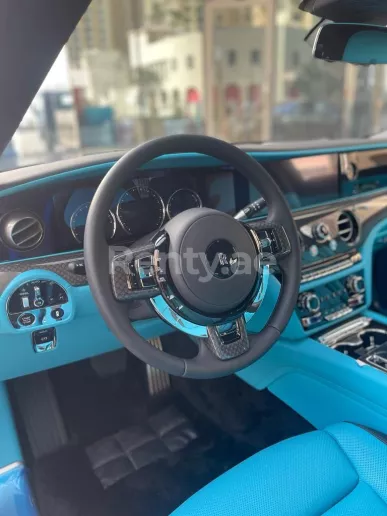 Rolls Royce Ghost (Schwarz), 2022  zur Miete in Dubai