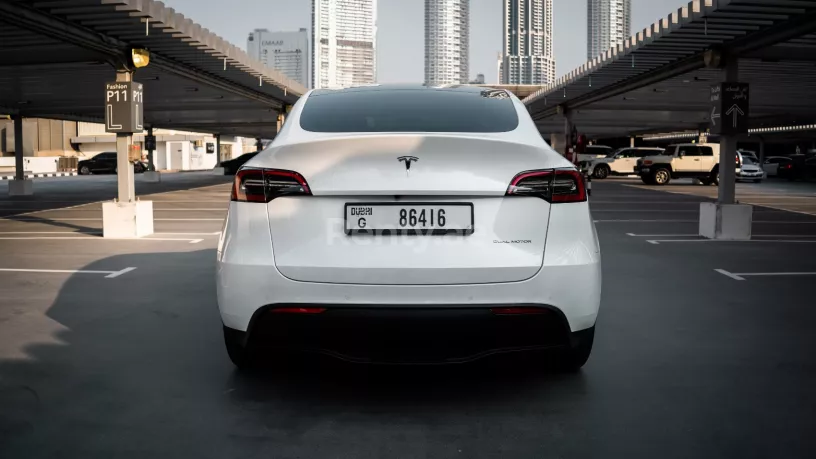 Tesla Model Y Long Range (White), 2022 for rent in Sharjah