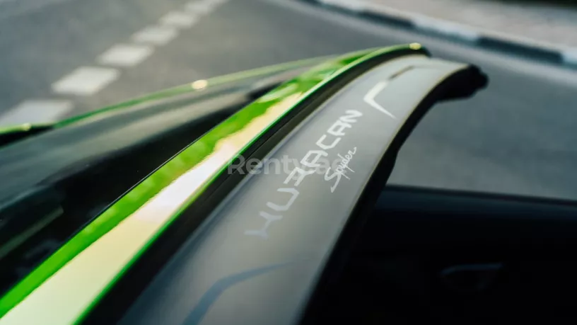 Lamborghini Evo Spyder (Green), 2022 for rent in Dubai