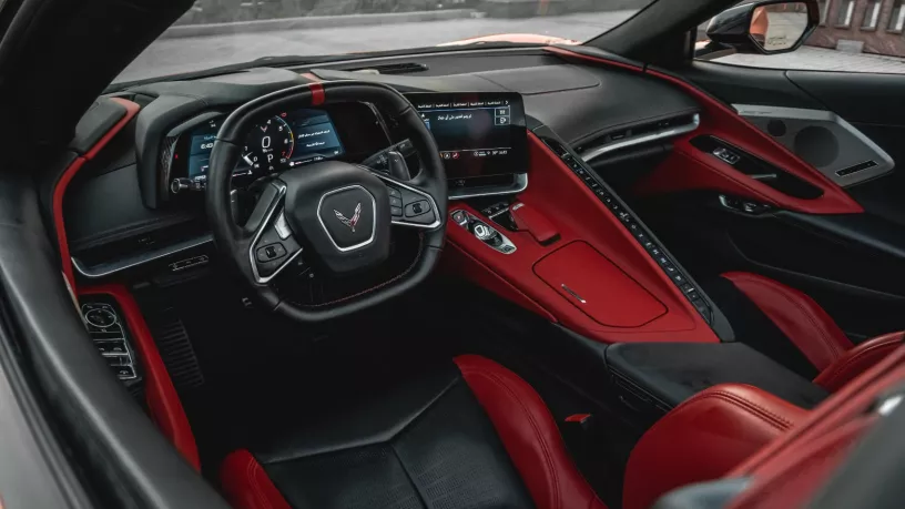 在阿布扎比 租 雪佛兰克尔维特 C8 Spyder (), 2022