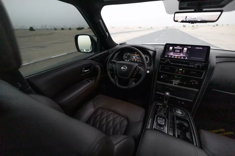 2021 Nissan Patrol Platinum (Белый), 2021 для аренды в Дубай