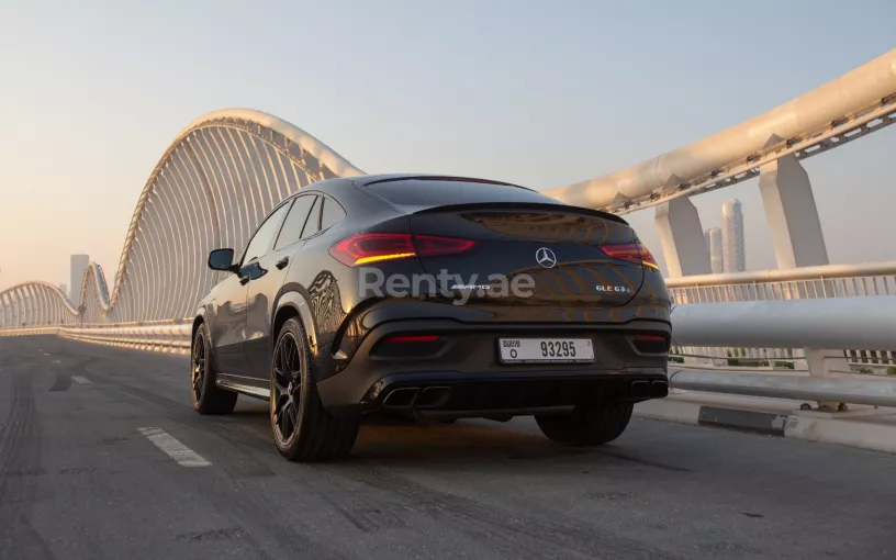 Mercedes GLE 63s Coupe (Черный), 2021 для аренды в Дубай