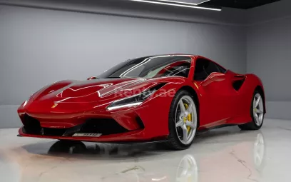إيجار فيراري F8 تريبوتو (أحمر), 2022 في دبي