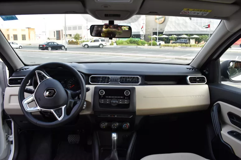 Dubai'de kiralık Renault Duster 4*4 2023 (Beyaz), 2023