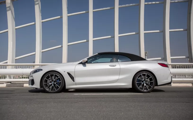 Abu Dabi'de kiralık BMW 840i cabrio (Beyaz), 2021