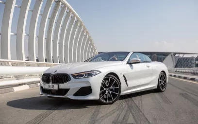 BMW 840i cabrio (Белый), 2021 для аренды в Абу-Даби