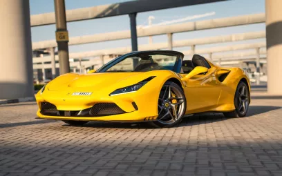 Ferrari F8 Tributo Spyder (Amarillo), 2022 para alquiler en Abu Dhabi
