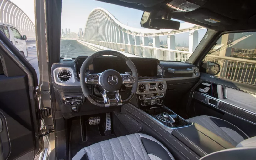 Mercedes G63 AMG (Grau), 2022  zur Miete in Abu Dhabi