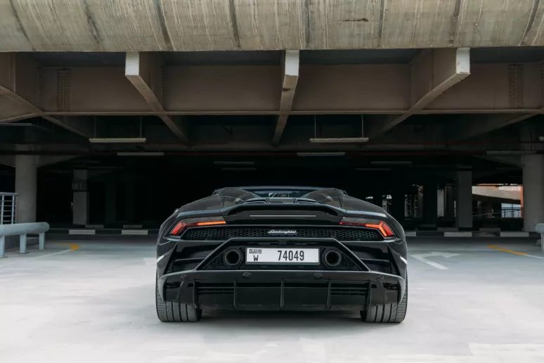 Lamborghini Evo Spyder (Noir), 2023 location horaire &agrave; Duba&iuml;