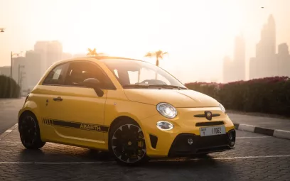 Fiat Abarth 595 (Jaune), 2021 &agrave; louer &agrave; Duba&iuml;