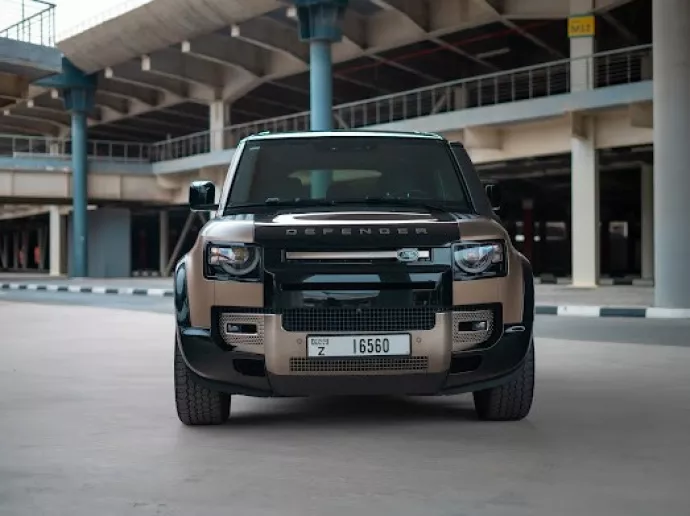 إيجار رينج روفر ديفندر V6 X (بنى), 2021 في دبي