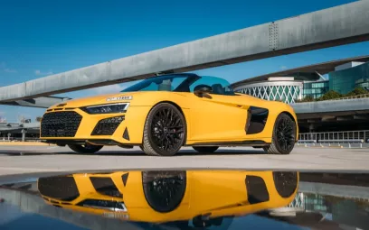Audi R8 (Amarillo), 2022 para alquiler en Abu Dhabi