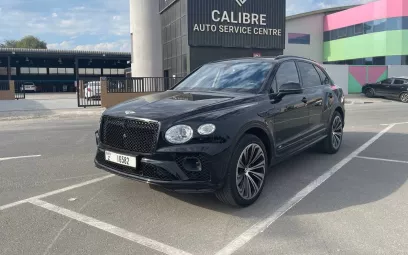 Abu Dabi'de kiralık Bentley Bentayga (Siyah), 2022